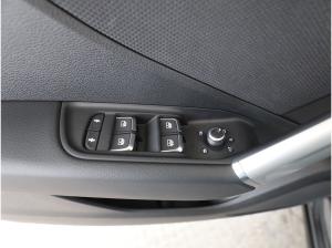 Audi Q2 35 TFSI S line AHK+Matrix+RFK+MMI-Plus