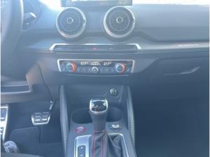Audi SQ2 qu TFSI (300 PS) S tronic MMI-Plus 19'' AHK APS-Plus