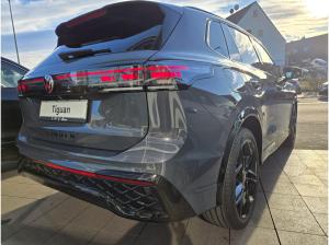 Volkswagen Tiguan R-Line "Black Style" //SOFORT VERF.// AHK, Pano, HUD, Standheizung, LED usw.