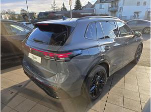 Volkswagen Tiguan R-Line "Black Style" //SOFORT VERF.// AHK, Pano, HUD, Standheizung usw.