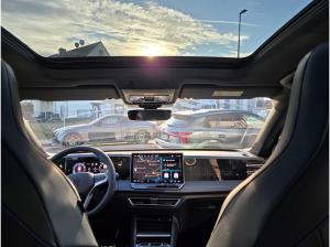 Volkswagen Tiguan R-Line "Black Style" //SOFORT VERF.// AHK, Pano, HUD, Standheizung usw.