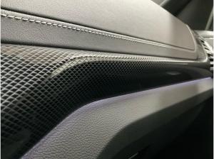 Volkswagen T-Cross R-LINE BLACK STYLE 1.5TSI DSG ACC.AHK.NAVI+VC.2xPDC.LED.APP-C.SHZ