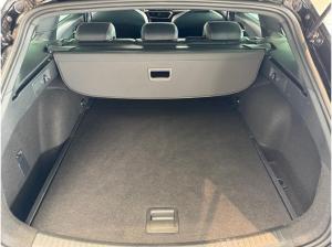 Seat Leon Sportstourer FR 2.0 TDI DSG Navi,LED,Full Link,Einparkhilfe,Kamera
