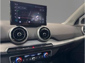 Audi Q2 S line 35 TFSI Kamera virtual LED
