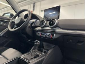Audi Q2 S line 35 TFSI Kamera virtual LED