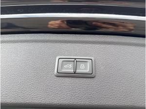 Audi Q5 50 TFSI e S line business qu S tr HUD Matrix