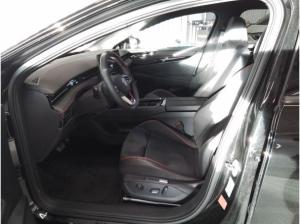 Volkswagen ID.7 GTX / AHK ERGO SITZE PANO GARANTIE WINTERRÄDER