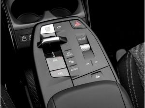 BMW X1 sDrive18i ACC AHK RFK NAVI LED 17