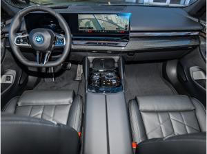 BMW i5 eDrive40 0,25%Versteu. MPro PANO HUD AHK DAPro