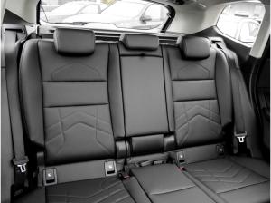 BMW X1 sDrive18i xLine HUD PANO ACC AHK RFK NAVI