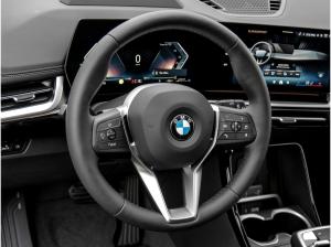 BMW X1 sDrive18i xLine HUD PANO ACC AHK RFK NAVI