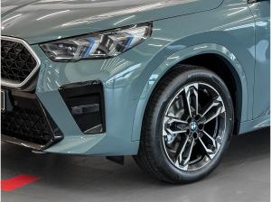 BMW X2 sDrive20i M Sportpaket * Panorama Glasdach * Lenkradheizung * Head-Up Display * 360 Grad Kamera * Hi