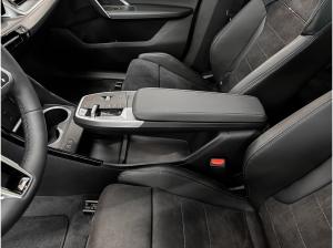 BMW X2 sDrive20i M Sportpaket * Panorama Glasdach * Lenkradheizung * Head-Up Display * 360 Grad Kamera * Hi