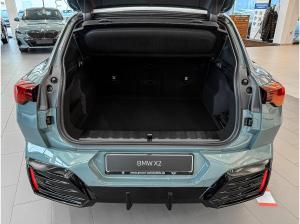 BMW X2 sDrive20i M Sportpaket * Panorama Glasdach * Lenkradheizung * Head-Up Display * 360 Grad Kamera * Hi