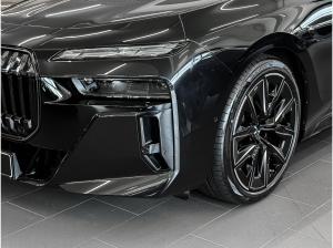 BMW 740 740d xDrive M Sportpaket * Bowers & Wilkins Sound System * Panorama-Glasdach Sky Lounge * Standheizu