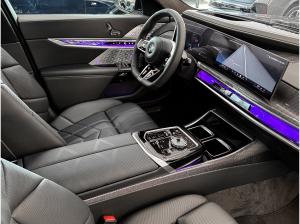 BMW 740 740d xDrive M Sportpaket * Bowers & Wilkins Sound System * Panorama-Glasdach Sky Lounge * Standheizu