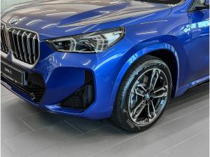 BMW X1 sDrive20i M Sportpaket * Panorama Glasdach * Lenkradheizung *HiFi Lautsprechersystem harman/kardon *