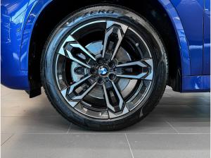 BMW X1 sDrive20i M Sportpaket * Panorama Glasdach * Lenkradheizung *HiFi Lautsprechersystem harman/kardon *