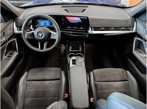 BMW X1 sDrive20i M Sportpaket * Panorama Glasdach * Lenkradheizung *HiFi Lautsprechersystem harman/kardon *