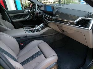 BMW X6 M Competition + PanoSkyLou. + Carbon + MDriv.Pack. + B/W