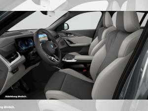 BMW iX2 eDrive20 M Sport HUD PANO ACC RFK NAVI LED