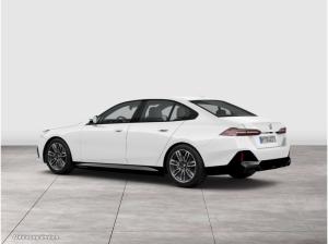 BMW i5 eDrive40 M Sport ACC RFK NAVI Standh. LED LM