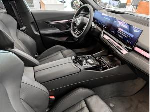 BMW i5 eDrive40 M Sport HUD PANO ACC AHK 360°KAM LM