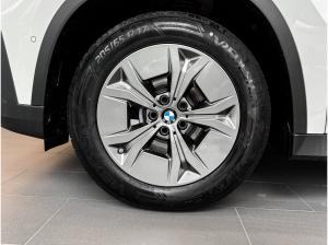 BMW iX1 xDrive30 HUD PANO ACC 360°KAM RFK