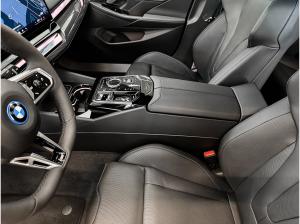 BMW i5 eDrive40 M Sport HUD PANO ACC AHK 360°KAM LM