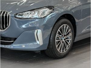 BMW 216 216i Luxury Line PANO RFK NAVI LED Sound Syst.