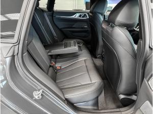 BMW 430 430i xDrive SPORTPAKET+DA PROF+PA++SHZ+GLASDACH+UVM.