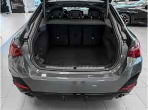 BMW 430 430i xDrive SPORTPAKET+DA PROF+PA++SHZ+GLASDACH+UVM.