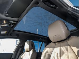 BMW 520 520d xDrive Touring M Sport AHK Pano DA+ PA Prof.