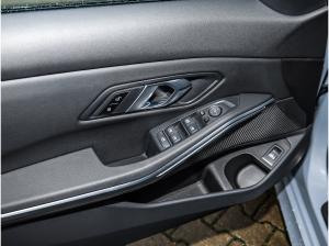 BMW 318 318i M Sport Widescreen Komfort PA RFK Sportsitze