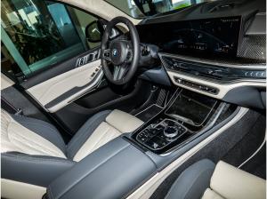 BMW X7 xDrive40d SKYLOUNGE DAPROF B&W AHK MASSAGE