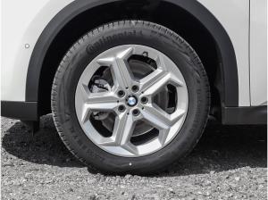 BMW X2 sDrive20i PANO RFK NAVI LED PDC V+H DAB LM