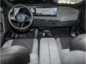 BMW ix iX xDrive45 M Sport HuD LED Sky Lounge DA PROF 21