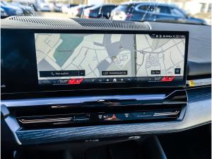 BMW 520 520d xDrive Touring M Sport AHK Pano DA Prof. H/K PA+ LED