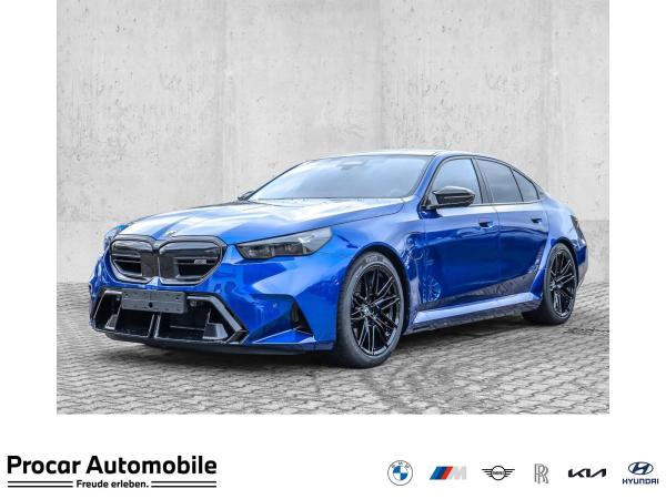 BMW M5 Limousine 20 /21 360° M Driver's Package B/W Sound