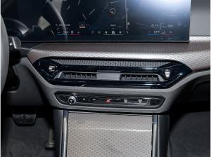 BMW 320 320i M Sport Pro 19  AHK 360° HiFi HuD