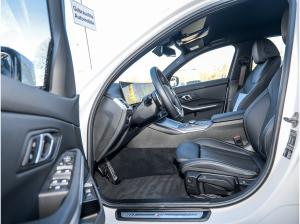 BMW 318 318d Limousine M Sport Widescreen Display RFK DAB