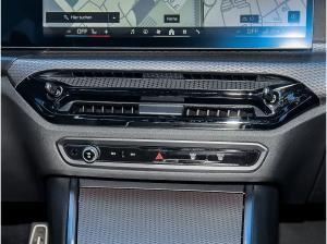 BMW 318 318d Limousine M Sport Widescreen Display RFK DAB