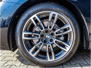 BMW 520 520d Touring M Sport AHK Pano DA+ STHZ PAP LCProf