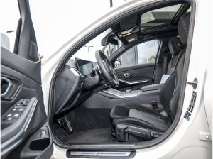 BMW 330 330d xDrive Touring M Sport LCI Pano ACC PA+ LED HiFi DAB