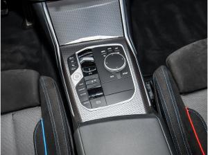 BMW 320 320i Limousine M Sport Glasd. HuD ACC PA+ LED HiFi DAB
