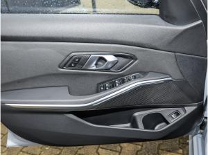 BMW 318 318i Touring M Sport DA Prof PA+ Pano HuD DAB