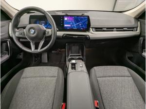 BMW X1 sDrive20i AHK DA+ PA+ HuD ACC 360° Lhz DAB