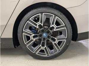 BMW i5 M60 xDrive DA Prof PA Prof Pano B&W 20''