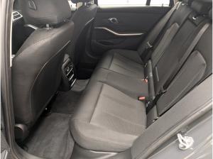 BMW 318 318d Touring PA Komfortzugang 18'' DAB LED