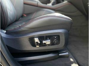 BMW XM Red Label AHK DA Prof B&W 22'' Massage